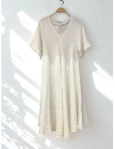 Vestido de lino evasé