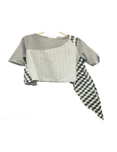 Blusa asimétrica
