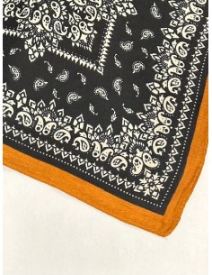 Pañuelo estampado